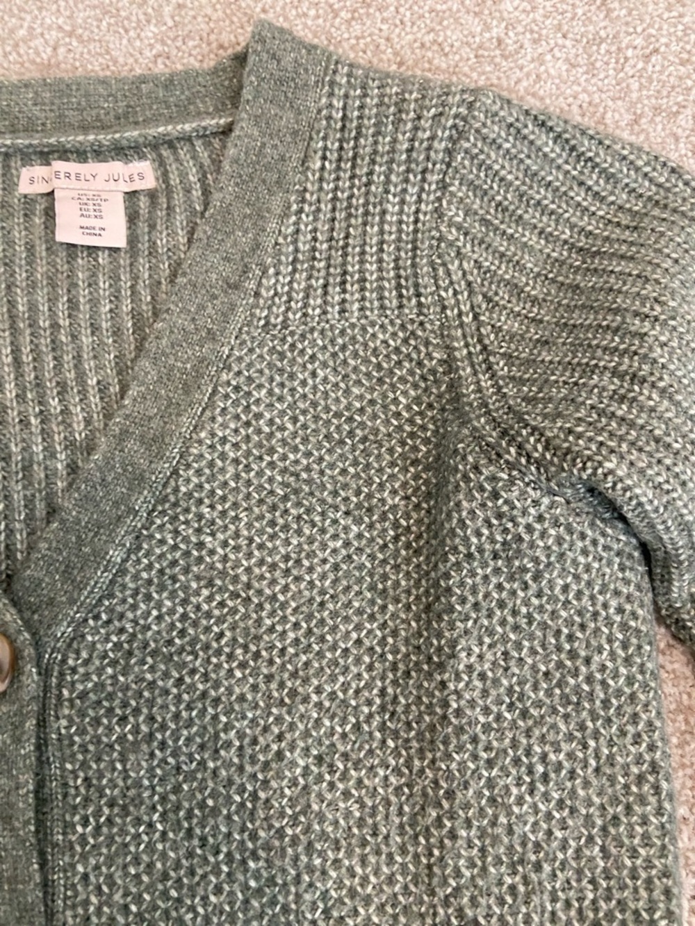 Sincerely Jules Olive Green V-Neck Cropped Button Cardigan XS ๐ค๐ - Picture 7 of 13